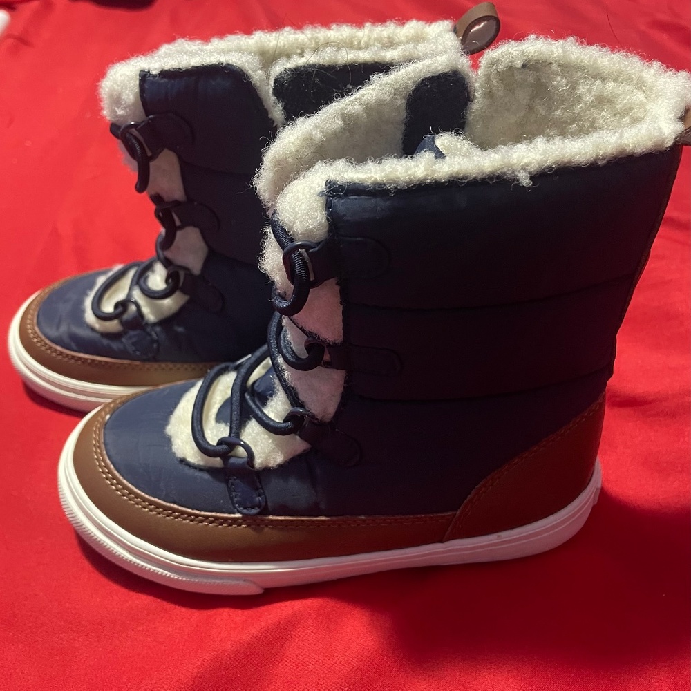 Old Navy Snow Boots